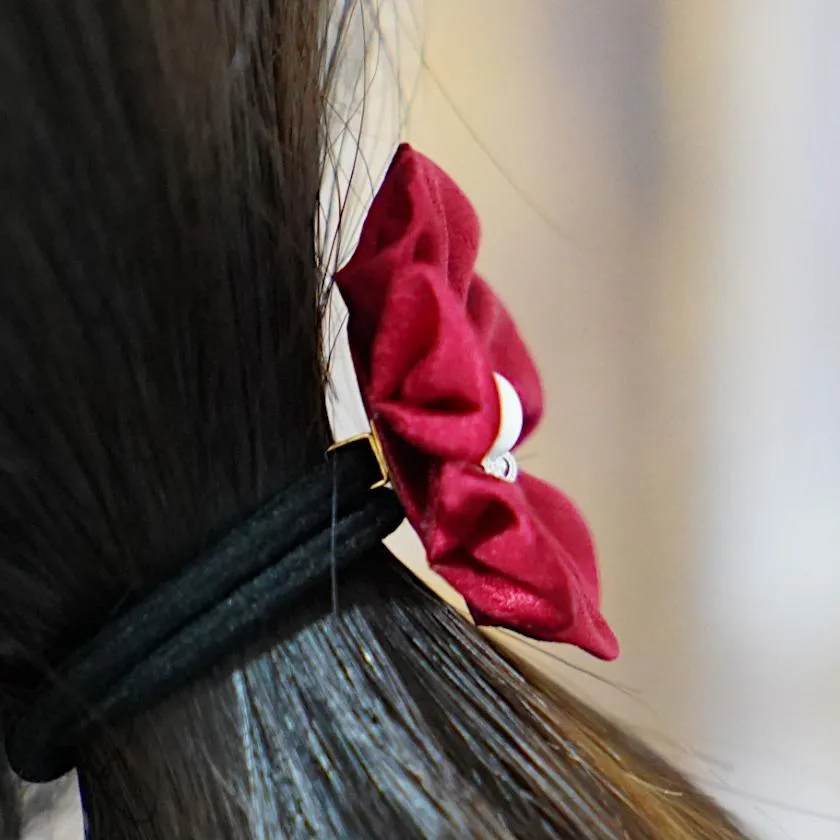 [ACCESSORY 4 PIECES] AKANE (ROUND BROOCHES, HEXAGONAL BROOCHES, HAIR CLIPS, HAIR ELASTICS ) | TSUMAMI KANZASHI