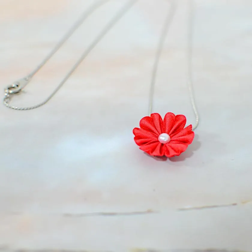 [ACCESSORY 4 PIECES] SCARLET (BROOCHES, CHAIN BRACELETS, EARRINGS, PENDANTS) | TSUMAMI KANZASHI