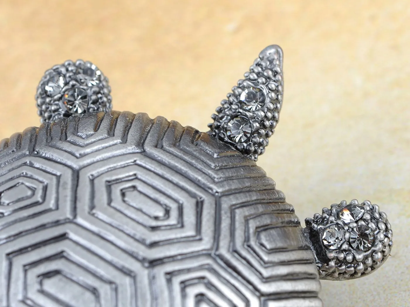 Alilang Silvery Tone Iridescent Colored Rhinestones Turtle Tortoise Brooch Pin Silver