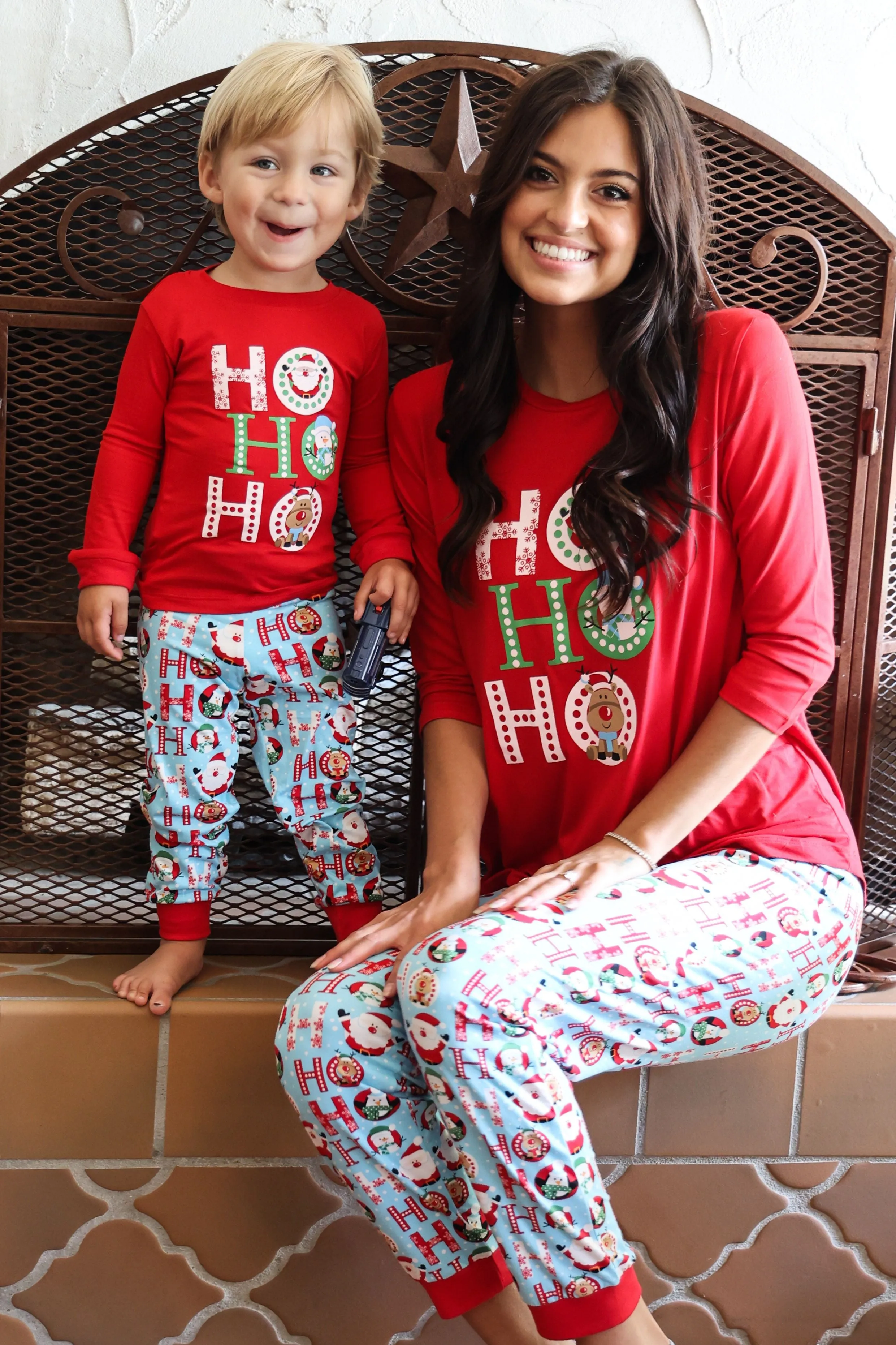 Amanda Blu & Co Christmas Ho Ho Ho Ladies Pajama Jogger Set