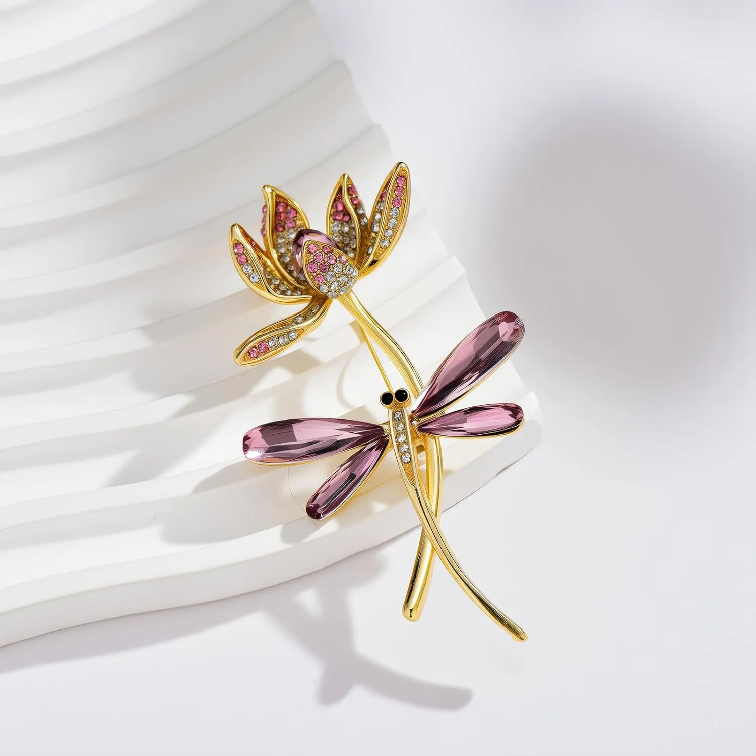 Dragonfly Booch Pin Crystal Rhinestone Dragonfly Brooches Fashion Animal Pin Dress Accessories Jewelry Gift for Women