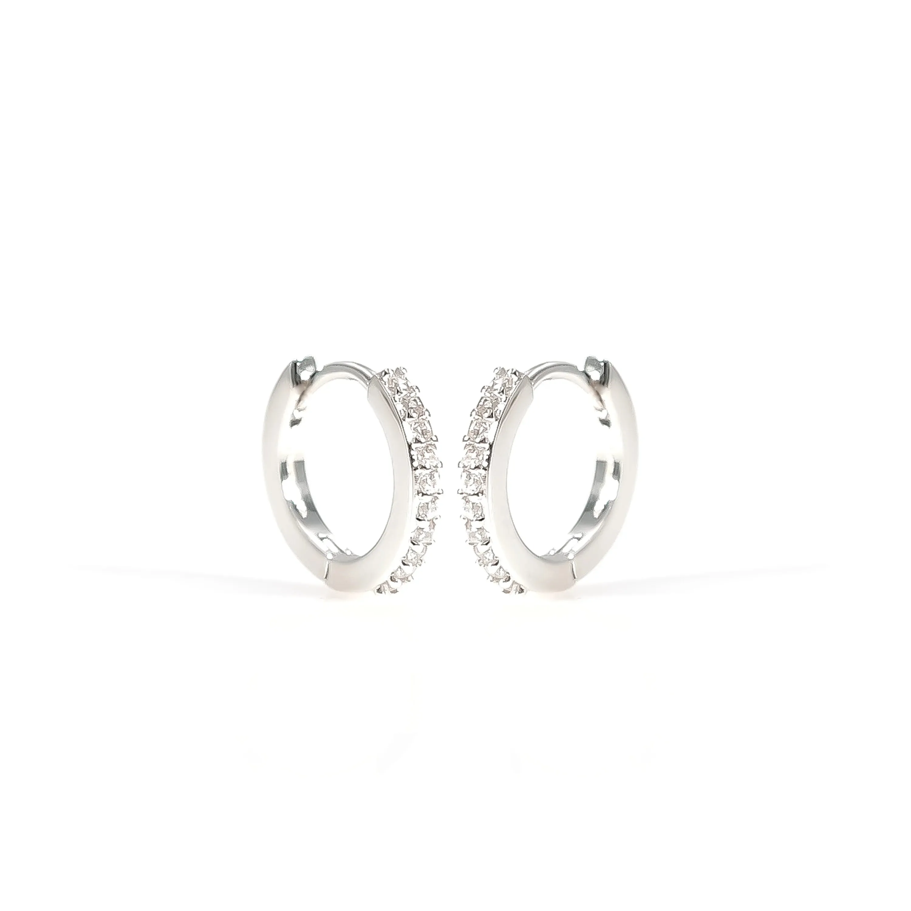 Eliasz & Ella Huggie Hoop Earrings - Silver