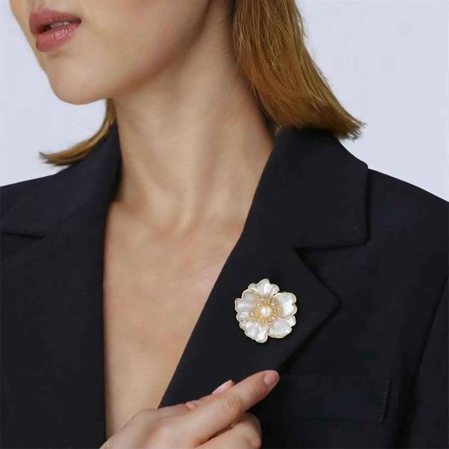 Fashion Brooches for Women Brooch, Butterfly Brooch, Suitable For Party And Daily Wear On Many Occasions