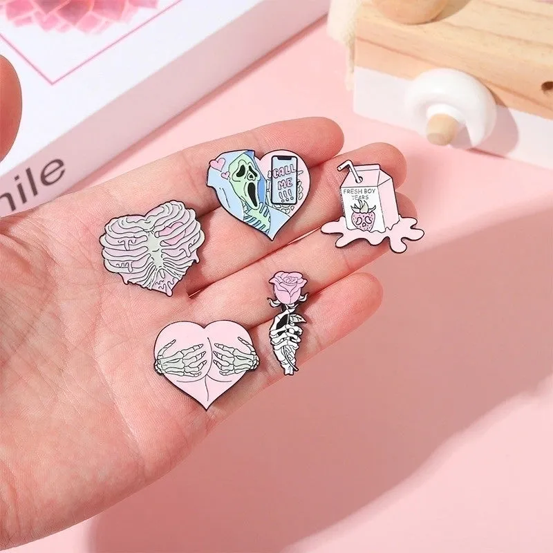 Punk Cowboy Style Modern Style Letter Heart Shape Skull Alloy Stamping Stoving Varnish Plating Kid's Couple Unisex Brooches